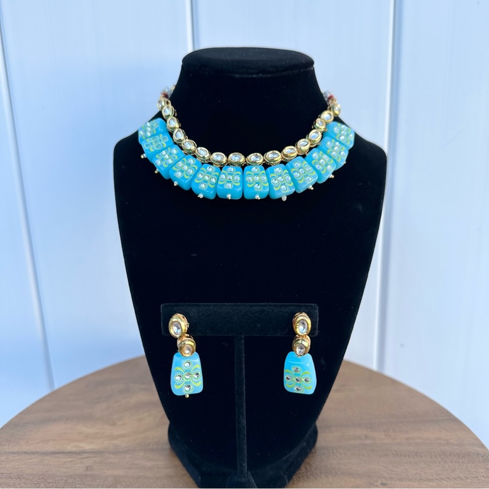 Kundan Blue Beaded Choker Necklace Set | Indian Floral Statement Jewelry - Picture 3 of 11